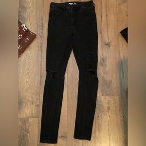 Black skinny jeans